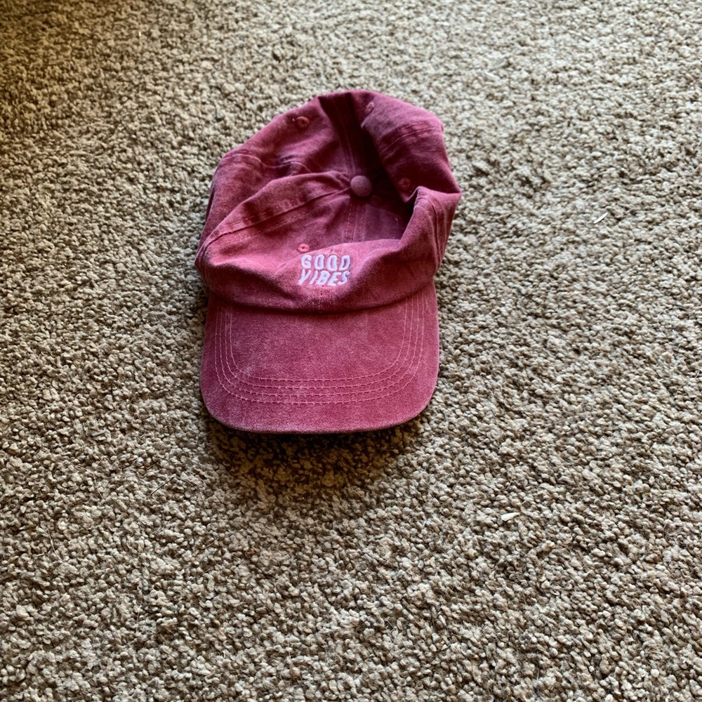 Good Vibes hat